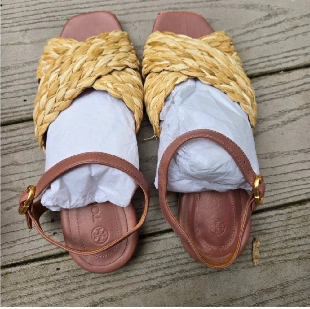NWOT Tory Burch Kira Block Heel Sandals - sz. 8.5